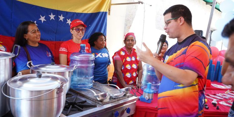 Carabobo: Día Mundial de la Alimentación con dotación a casa “Los Hijos de Santa Bárbara”, celebró Alcalde Fuenmayor