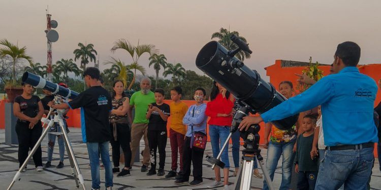 Fundación IOCC, invita a a disfrutar del eclipse solar parcial este sábado 14 de octubre