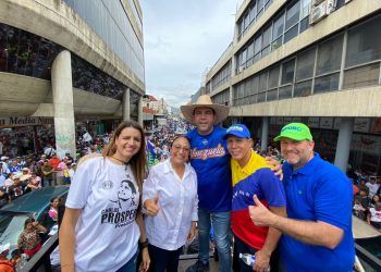 Edgar Zambrano: «Capriles abre juego político al desistir participar en primaria»