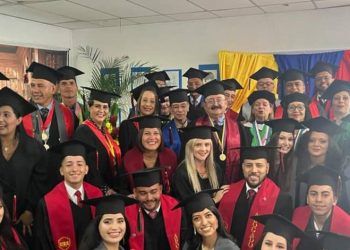 Egresa nueva promoción de la Universidad Bicentenaria de Aragua, nucleo San Antonio de los Altos