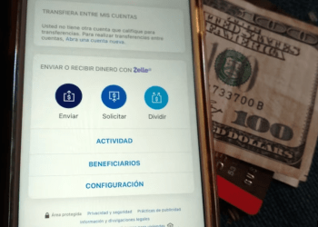 Fotografía de archivo, tomada en Venezuela en enero de 2020, referida al uso de la plataforma de servicios bancarios Zelle.