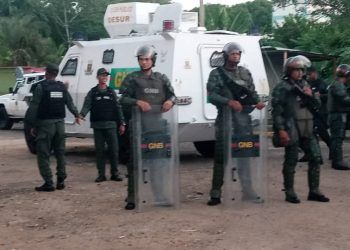Bolívar: Organismos de seguridad toman el Centro de Coordinación Policial Guaiparo (+Videos)