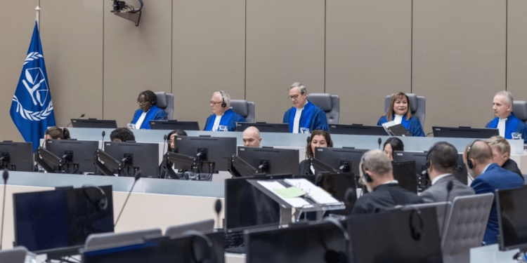 Los jueces de la Sala de Apelaciones de la Corte Penal Internacional participan en una audiencia sobre el caso Venezuela, el martes 7 de noviembre de 2023.