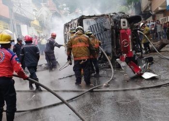 La Guaira: Accidente de tránsito arrojó tres fallecidos y seis heridos (+ Video)