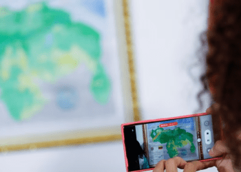 El gobierno de Venezuela incluyó el territorio Esequibo en el mapa del país.
