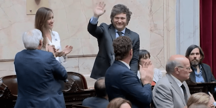 Javier Milei asume este domingo como presidente de Argentina (+ Video)