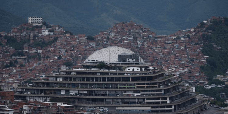 Fotografia de archivo del edificio de los servicios de inteligencia de Venezuela, conocidos como el SEBIN, en Caracas, en septiembre del año pasado.
