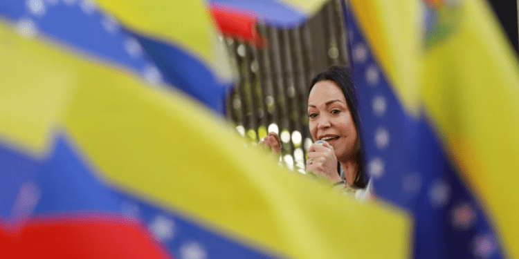 La candidata presidencial opositora María Corina Machado da un discurso en un acto el pasado 23 de enero en Caracas.