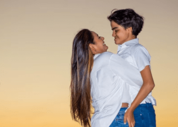 Alma Márquez relata cómo ha hecho frente a la enfermedad de su hijo Diego.