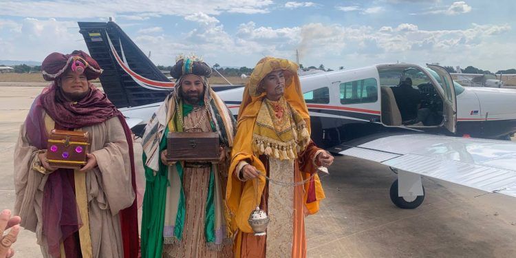 Reyes Magos en el Aeroclub de Valencia