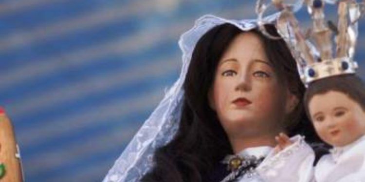 Hoy se celebran festividades del día de la Virgen de La Candelaria (Imágenes + Video)