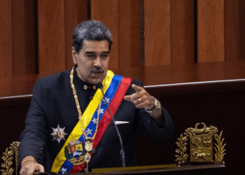 El presidente Nicolás Maduro ofrece un discurso en el Tribunal Supremo de Justicia durante la apertura del año judicial 2024.