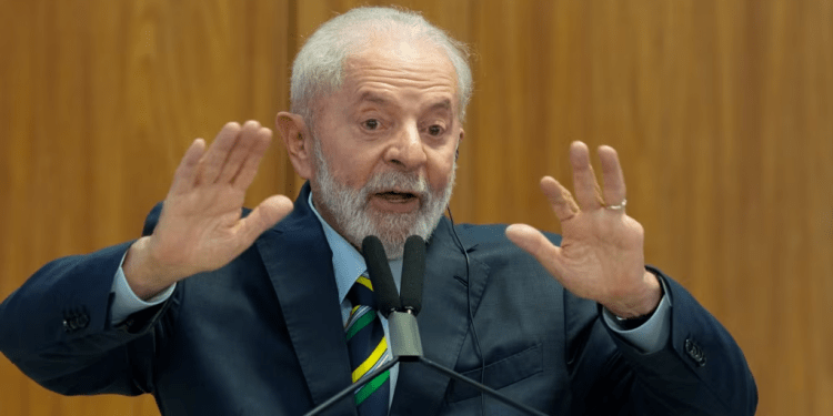 El presidente de Brasil, Luiz Inácio Lula Da Silva, durante una conferencia de prensa en el Palacio de Planalto, el 28 de marzo de 2024.