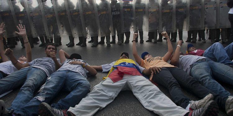 Gritemos con Brío prepara memoria histórica de una década de protestas