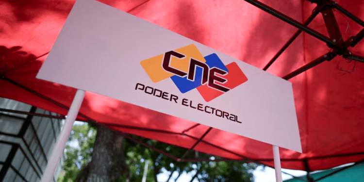 Fotografía de un punto de actualización y registro de votantes instalado por el Consejo Nacional Electoral venezolano en Caracas, el 19 de marzo de 2024.