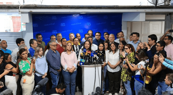 María Corina Machado emitió un alerta mundial, denuncia una brutal represión contra su equipo de campaña