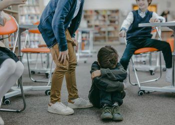 Empatía y acción: Claves para la prevención del bullying en comunidades educativas