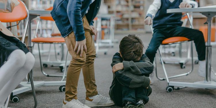 Empatía y acción: Claves para la prevención del bullying en comunidades educativas