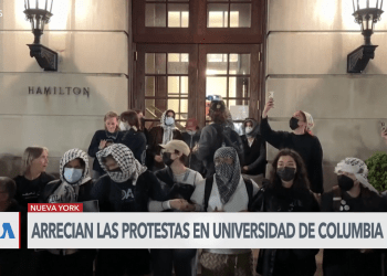 Estudiantes pro-Palestina ocupan edificio icónico en la Universidad de Columbia       (+ Video)