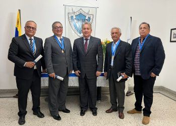 Cámara de Radio de Venezuela arriba a sus 74 años