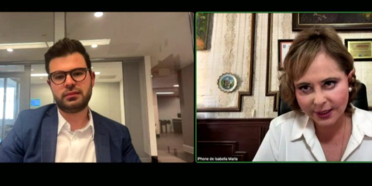 Diálogo con Jorge Agobian Corresponsal de la Voz de América en la casa Blanca , con la Mtra. Isabella María Zozoaga Muñoz _Presidenta de la Ampep y ex Productora de la BBC World Service
