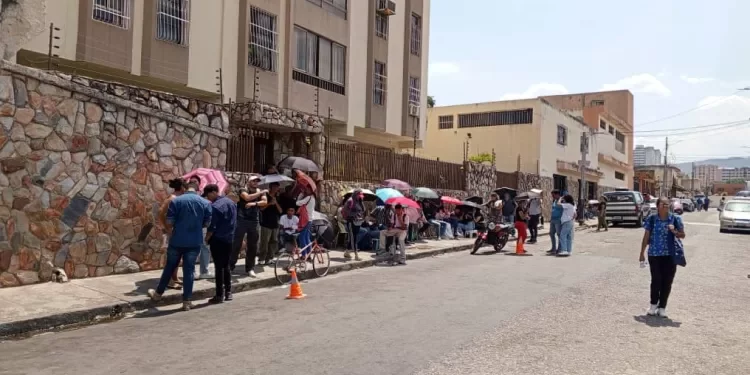 Extienden proceso del REP hasta medianoche de este martes en Valencia