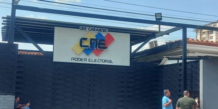 Carabobo: exigen prórroga para inscribirse en el RE, tras las irregularidades en el proceso