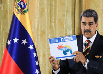 El presidente de Venezuela, Nicolás Maduro, durante el acto de promulgación de la Ley Orgánica por la Defensa de la Guayana Esequiba.