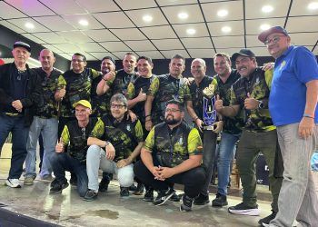 Equipo campeón Hermadad Gallega de Valencia foto: Rafael Vásquez