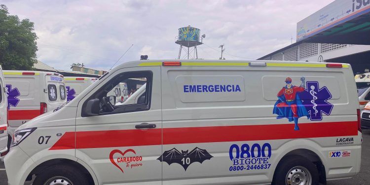 20 ambulancias Dongfeng ya operativas para el estado Carabobo Foro: prensa 0800-BIGOTE7
