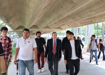 Edmundo González compartió con estudiantes de la UCV (+Videos)