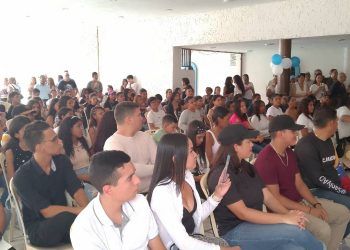 Jóvenes carabobeños disertaron sobre el diseño de políticas públicas para su desarrollo