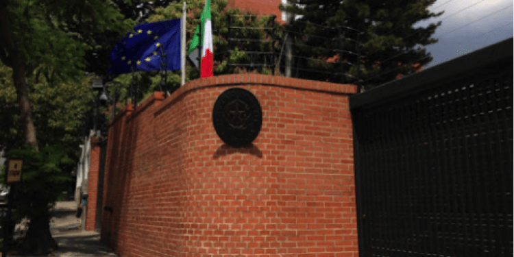Italia inspecciona su embajada y consulados en Venezuela, y en otros países