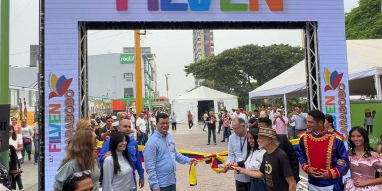 Carabobo: Alcalde de Valencia inauguró con éxito la edición 19° de la Filven