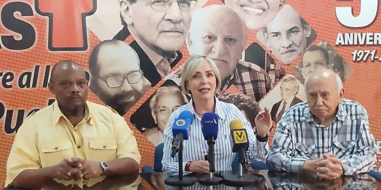 María Verdeal: El gobierno insiste en sacar a los venezolanos de la ruta electoral