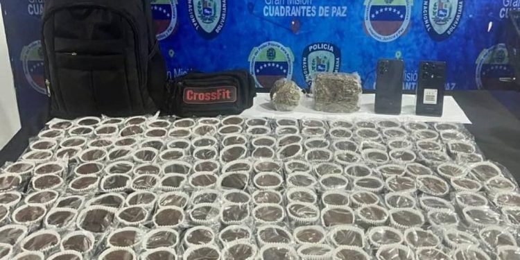 Carabobo: Detenidos dos jovenes con 160 «Happy Brownies» de marihuana, y medio kilo de la droga