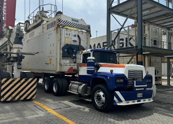 Arriba a Bolipuertos desde Rusia más de tres millones de unidades de insulina