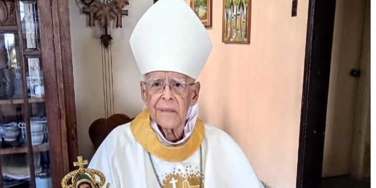 Falleció Monseñor Roberto Lückert León Arzobispo Emérito de Coro