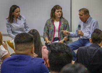 Edmundo González: ‘’El papel de los jóvenes es fundamental para lograr un cambio el 28 de julio’’