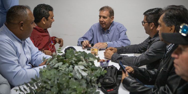 Mérida: Alcaldes de AD dieron su apoyo a Edmundo González