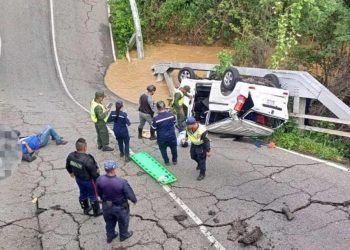 Zulia: tragedia cobra una vida y  tres heridos tras colapsar puente en la autopista Falcón – Zulia