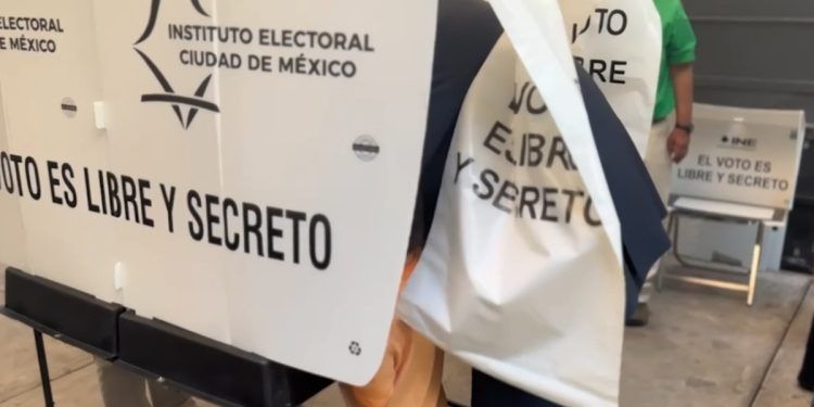 Elecciones México: Hoy podría elegir su primera mujer presidenta del país (+ Video)