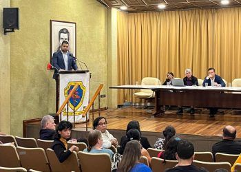 CLEC organizó conversatorio para construir políticas públicas que eviten el flagelo del suicidio