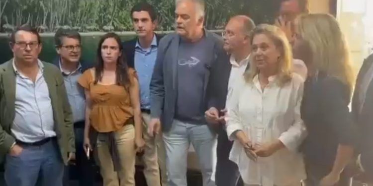 Gobierno de Venezuela expulsó a parlamentarios españoles que viajaron a Caracas para acompañar las elecciones presidenciales (+ Video)