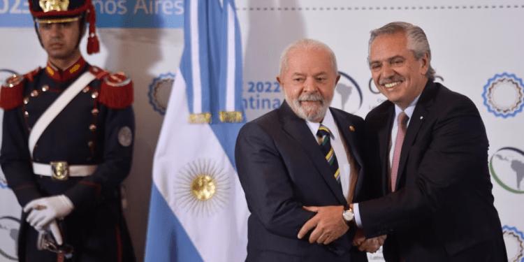 VOA: Las 5 principales noticias de Venezuela hoy: Oposición destraba credenciales de testigos. Fernández no será ya veedor