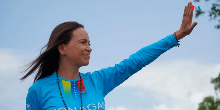 María Corina Machado recorre Maturín en apoyo a Edmundo González Urrutia, candidato opositor que desafía a Nicolás Maduro en las próximas elecciones presidenciales de Venezuela.