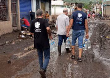 Denuncian que el Presidente de la Conferencia Episcopal y voluntarios de Cáritas fueron expulsados de Cumanacoa