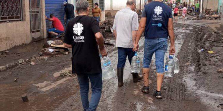 Denuncian que el Presidente de la Conferencia Episcopal y voluntarios de Cáritas fueron expulsados de Cumanacoa