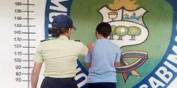Zulia: Polícia detiene a adolescente de 14 años tras ser acusada de presunta extorsión a profesores