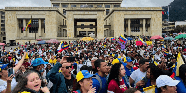 La oposición venezolana salió el domingo a apoyar la candidatura de Edmundo González y a la líder del movimiento vente Venezuela, María Corina Machado. [Foto: Karen Sánchez, VOA]